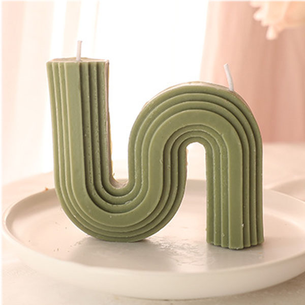 Striped Geometric U-shaped Scented Candle