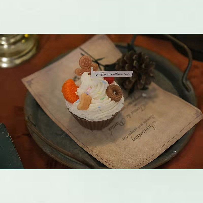 Souvenir Gingerbread Man Cream Cake Shaped Scented Candle