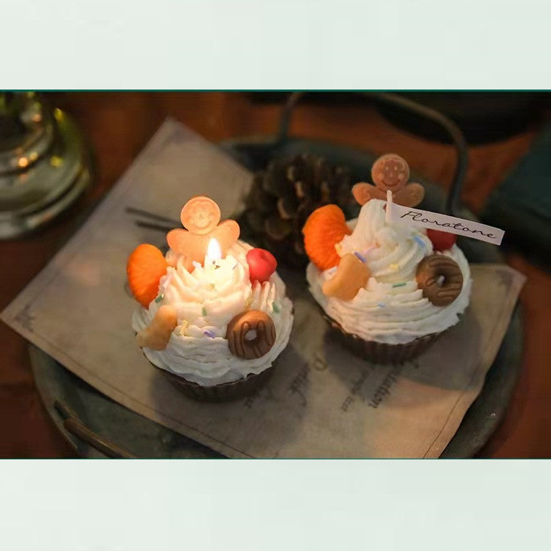 Souvenir Gingerbread Man Cream Cake Shaped Scented Candle